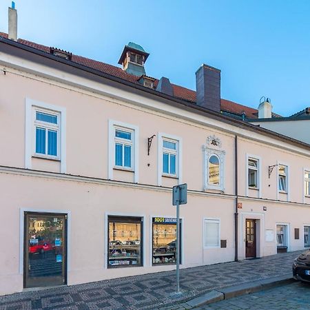 The Bookhouse, 5-Bedroom Residence By Prague Castle 外观 照片