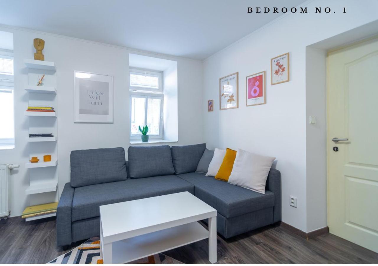 The Bookhouse, 5-Bedroom Residence By Prague Castle 外观 照片
